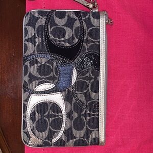 JEAN WRISTLET - COACH